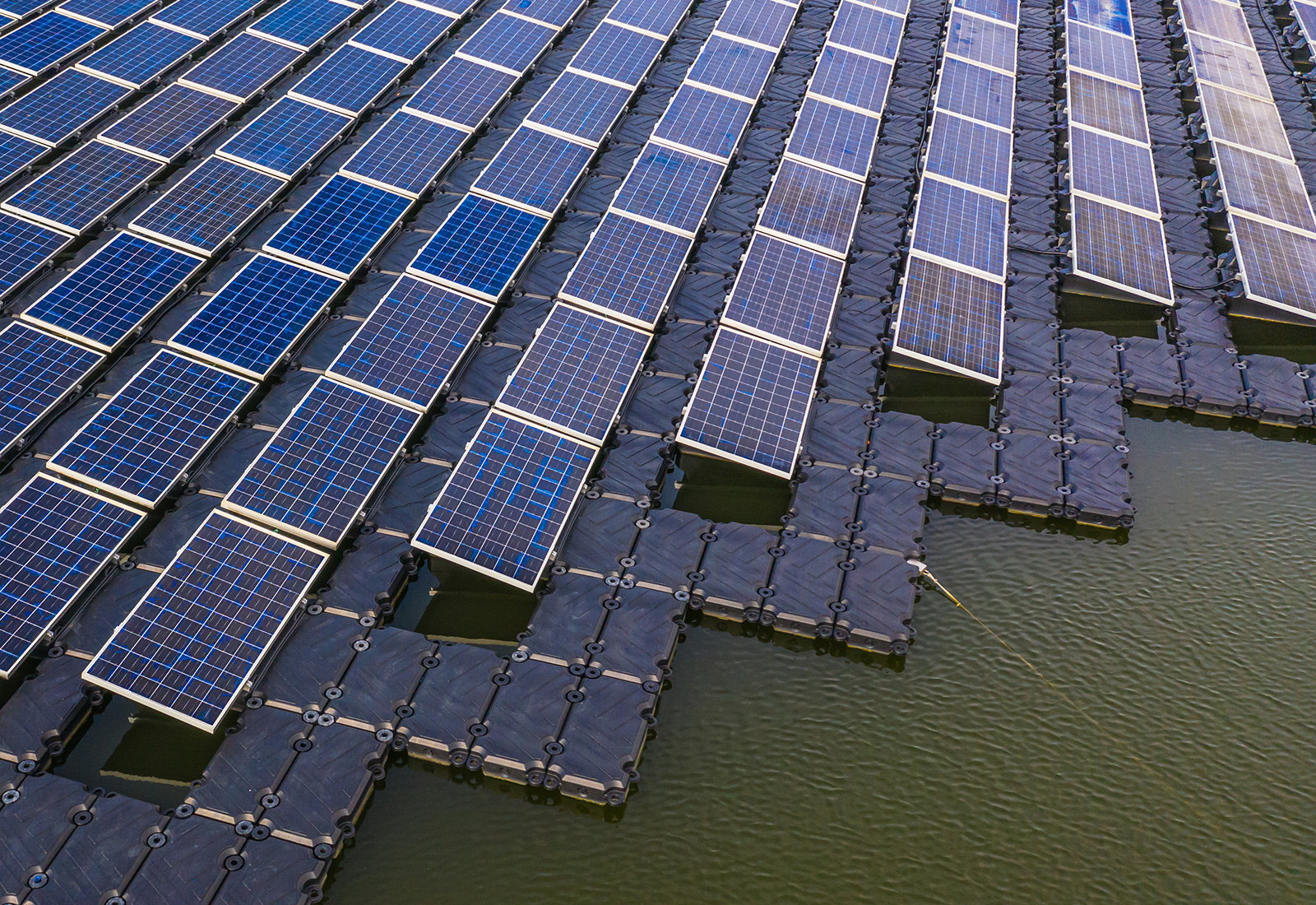 FPL is Floating Solar Panels on Miami Lakes - Key Biscayne Citizen